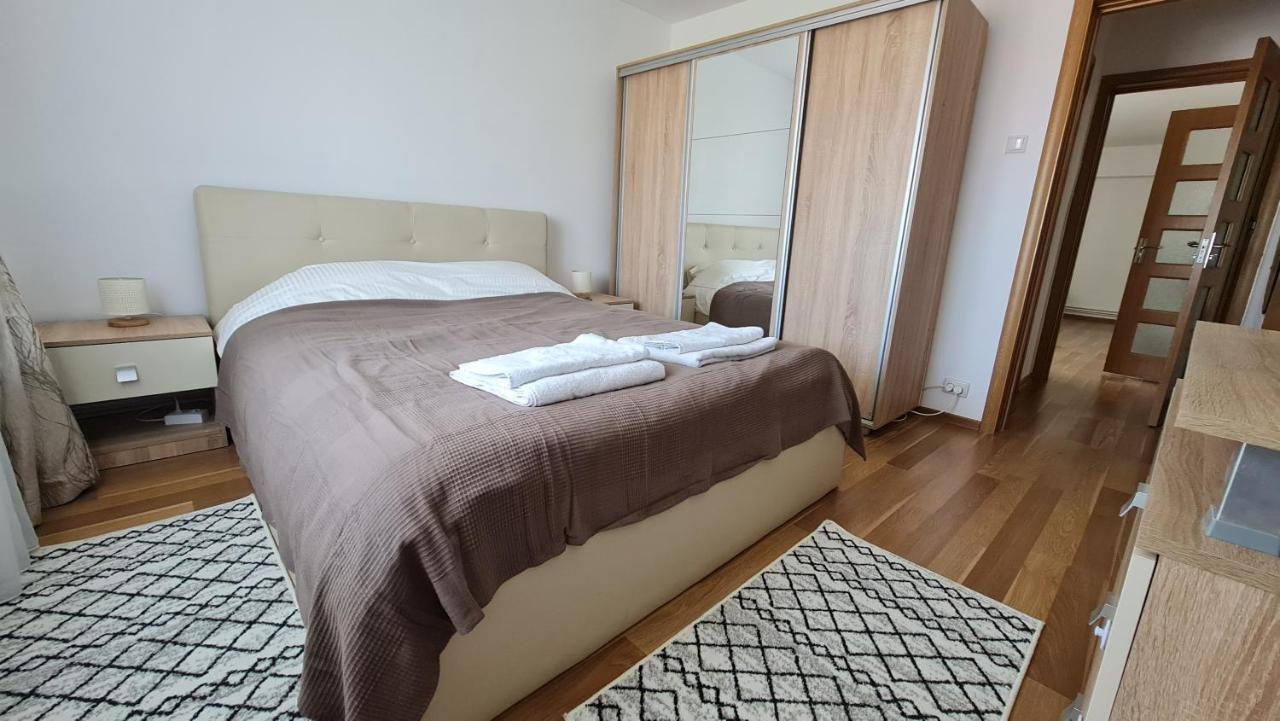 Vs Central Apartment Otopeni Εξωτερικό φωτογραφία