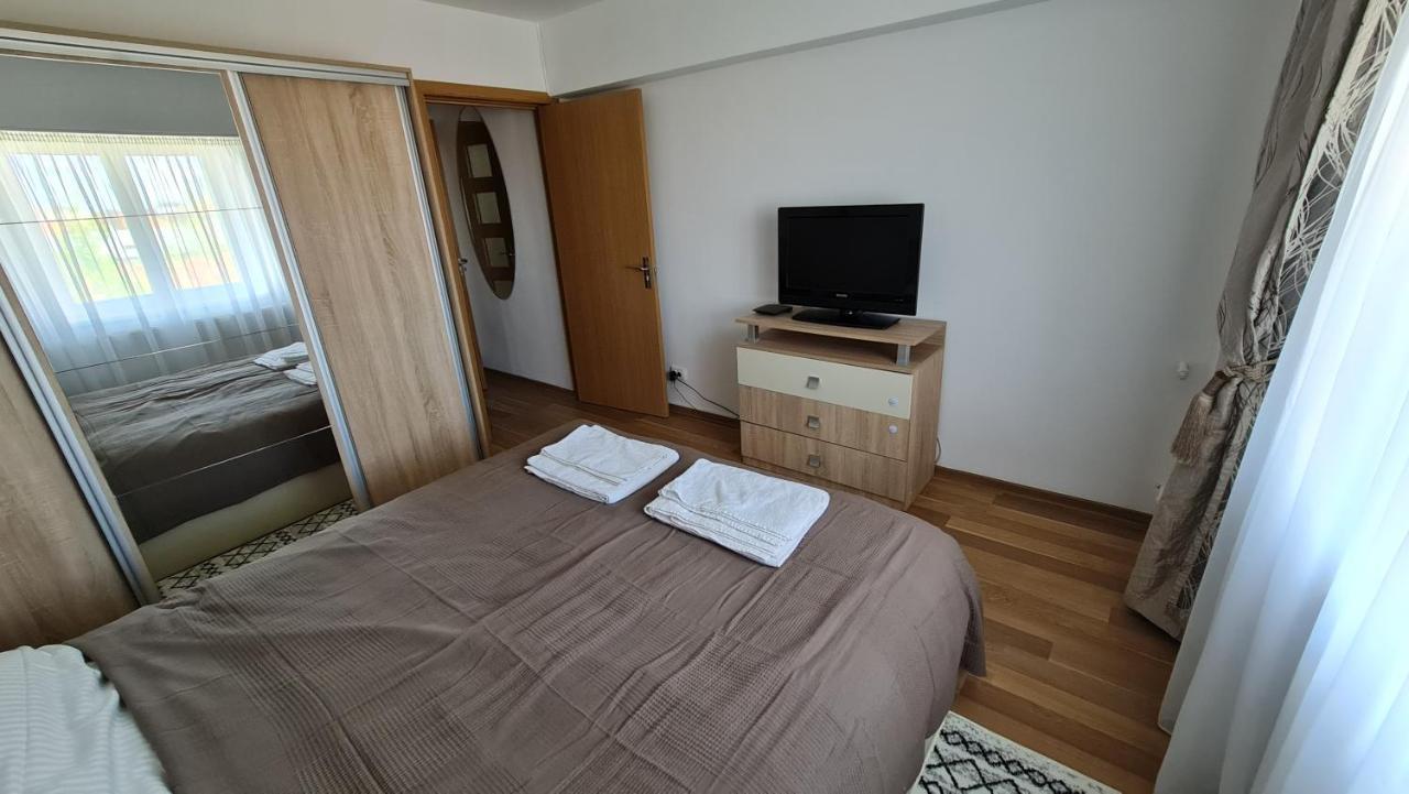 Vs Central Apartment Otopeni Εξωτερικό φωτογραφία